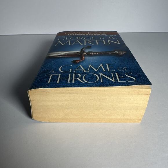 A Game of Thrones (A Song of Ice and Fire, Book 1) By Martin, George R.R. - GOOD - Picture 4 of 7